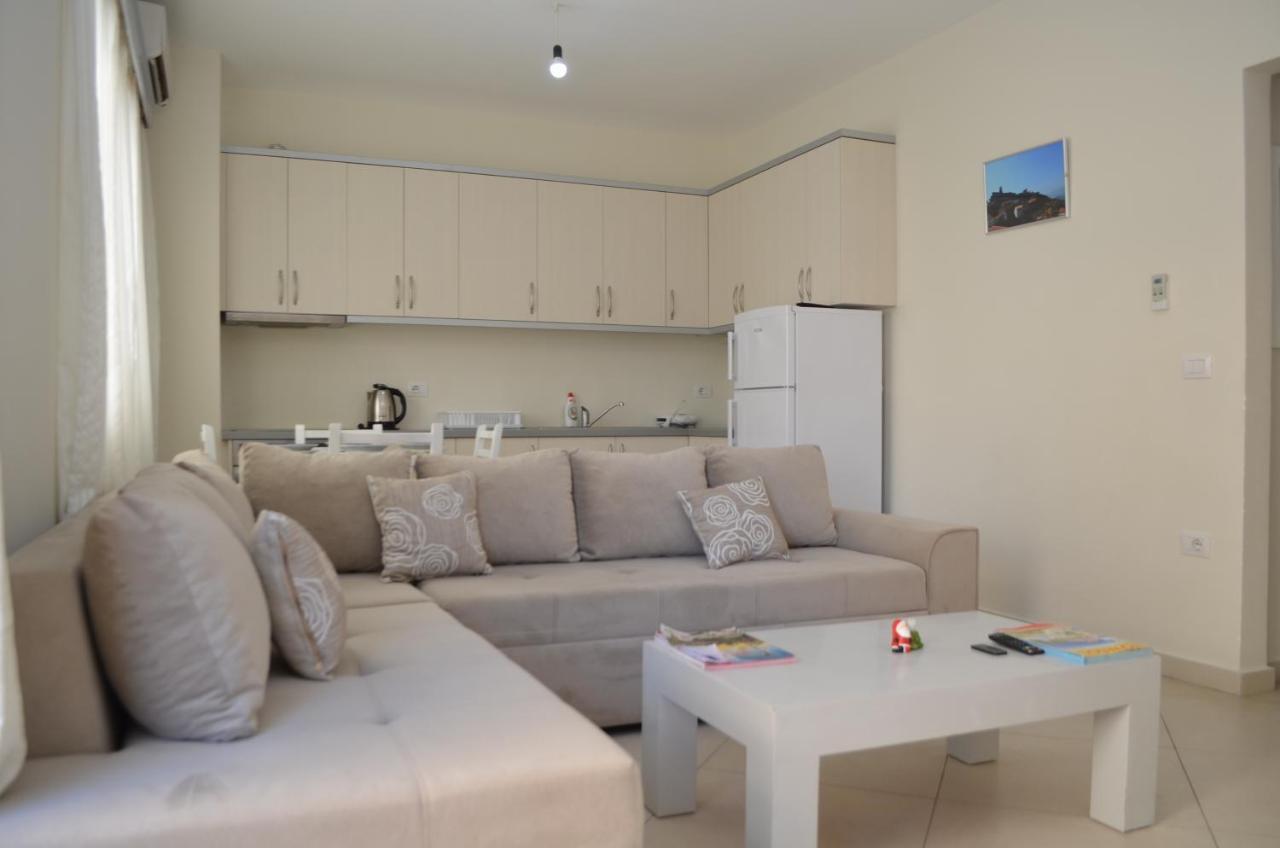 Sejdi Apartments Sarandë Esterno foto