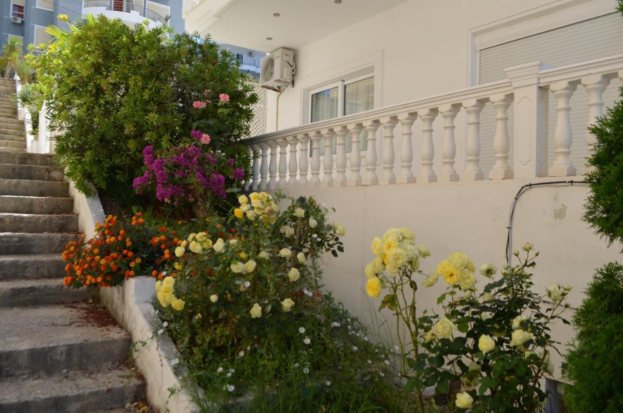 Sejdi Apartments Sarandë Esterno foto