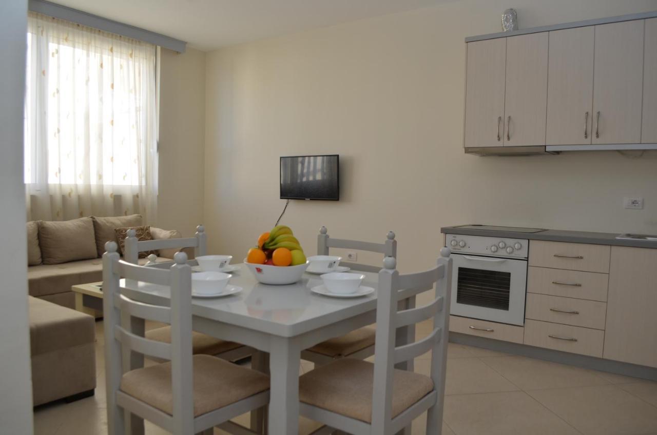 Sejdi Apartments Sarandë Esterno foto