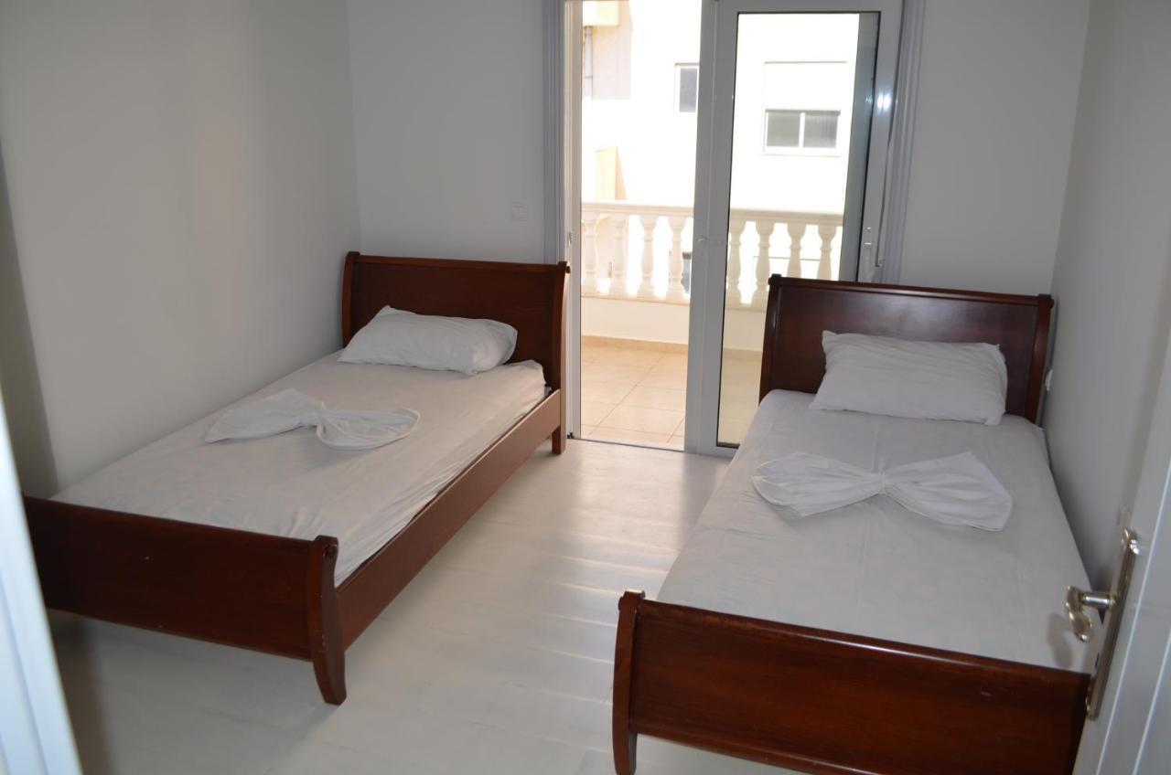 Sejdi Apartments Sarandë Esterno foto