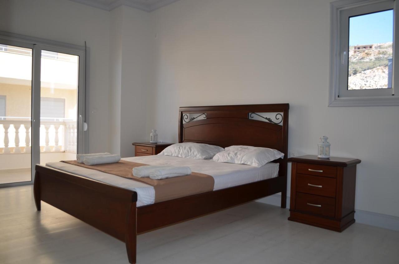 Sejdi Apartments Sarandë Esterno foto