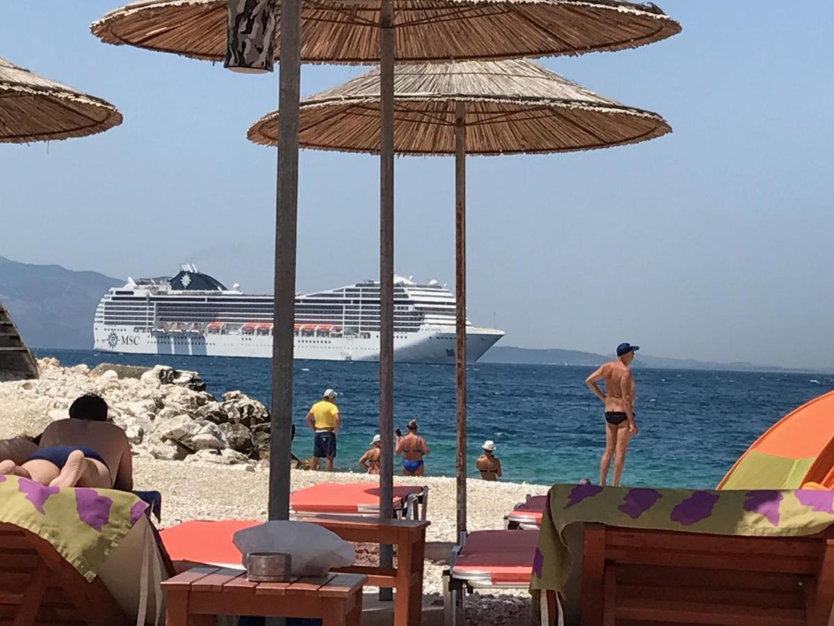 Sejdi Apartments Sarandë Esterno foto